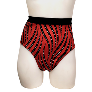 Sky High Sexy Short in Red Velvet Swirl