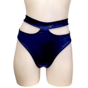 Hailie Short in Navy Mystique