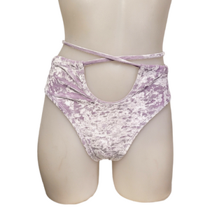 Layla Short in Lilac Crushed Velvet