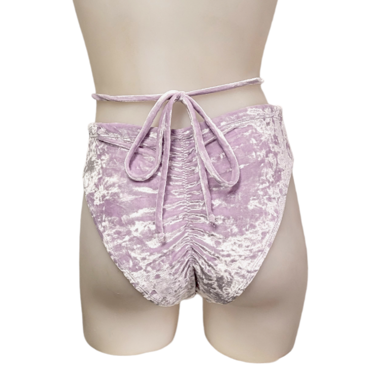 Layla Short in Lilac Crushed Velvet