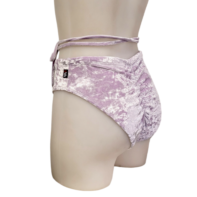Layla Short in Lilac Crushed Velvet