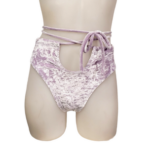 Layla Short in Lilac Crushed Velvet