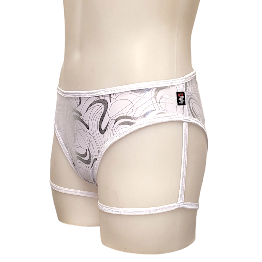Ella Short in White Groove