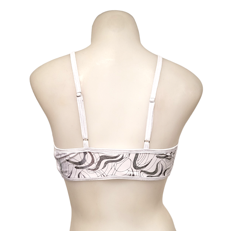 Ella Top in White Groove