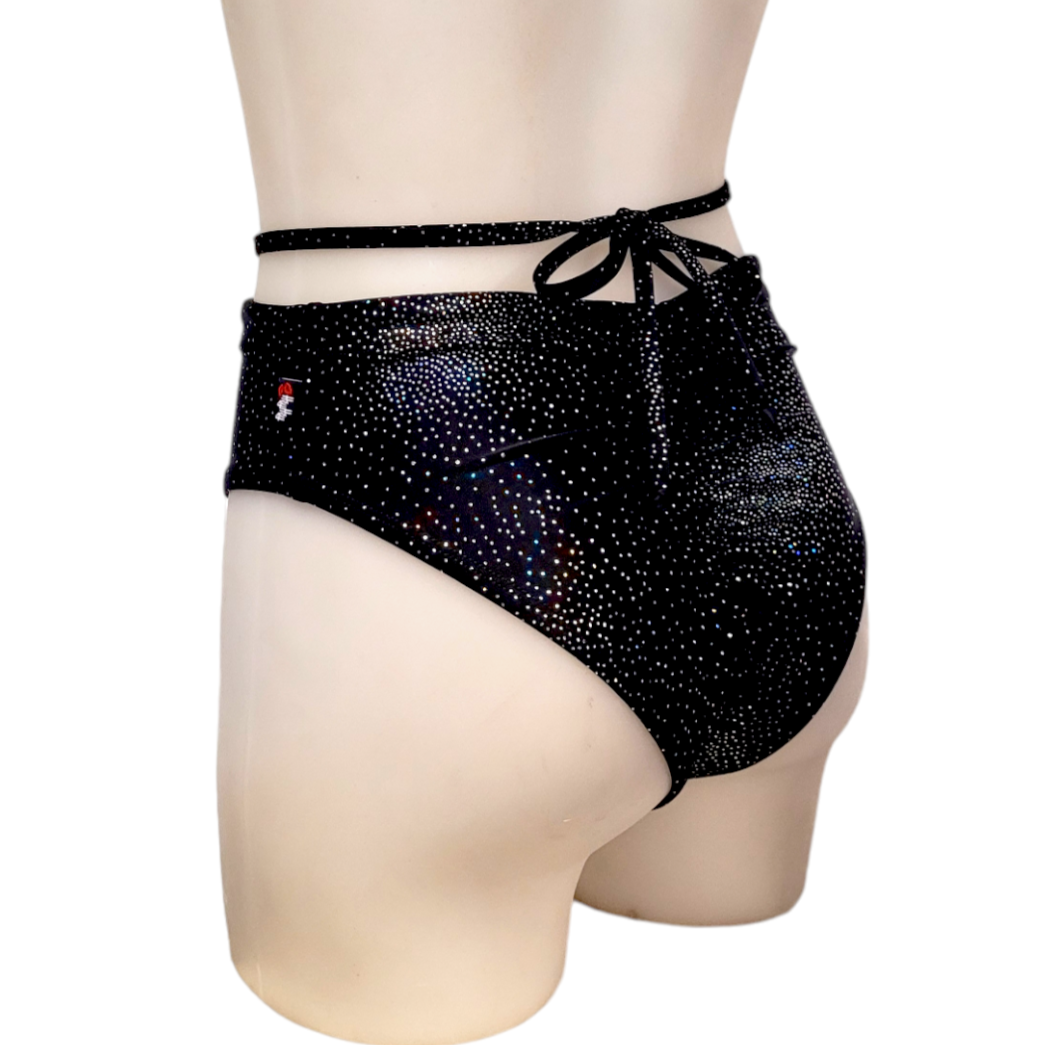 Layla Short in Black Cluster Dot