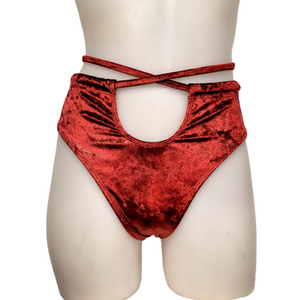 Layla Short in Ruby Red Velvet