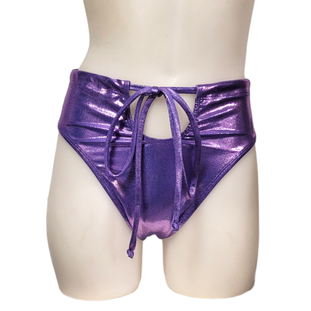 Layla Short in Orchid Mystique