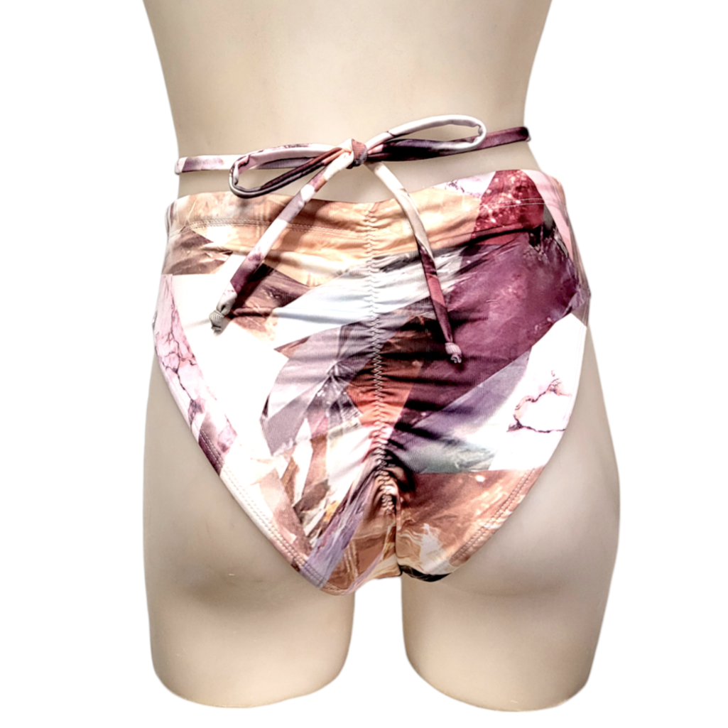 Layla Short in Pink Crystal