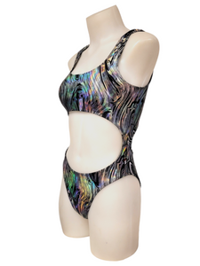 Sophie Monokini in Oilslick