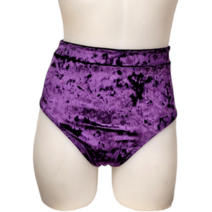 Sky High Sexy Short in Grape Crushed Velvet