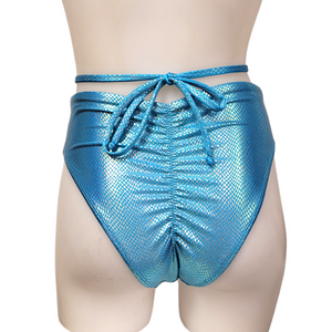 Layla Short in Blue Scale