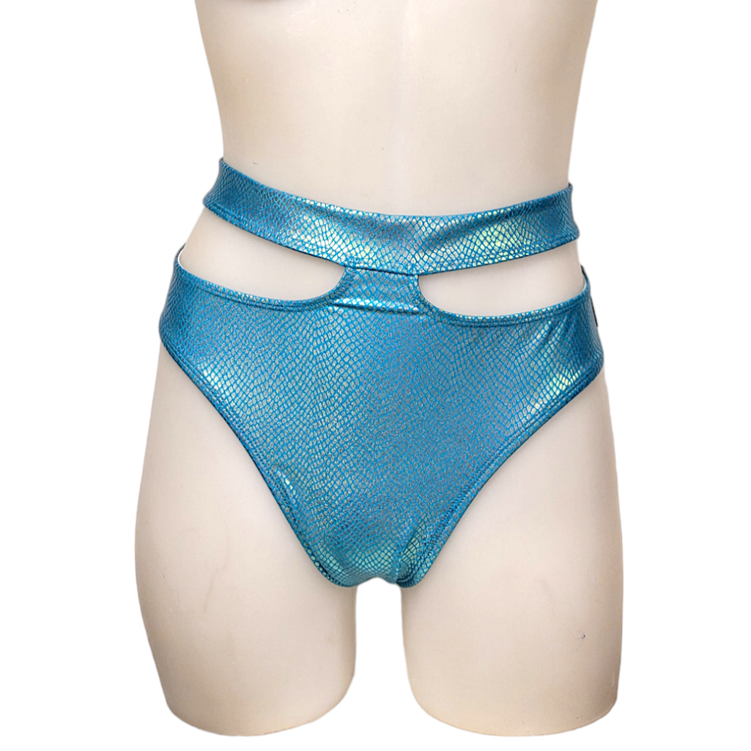 Hailie Short in Blue Scale