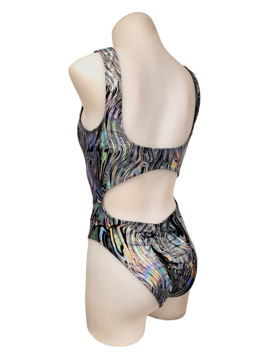 Sophie Monokini in Oilslick