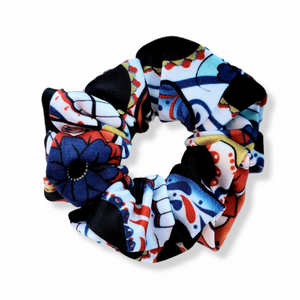 Scrunchie in Blue Skull