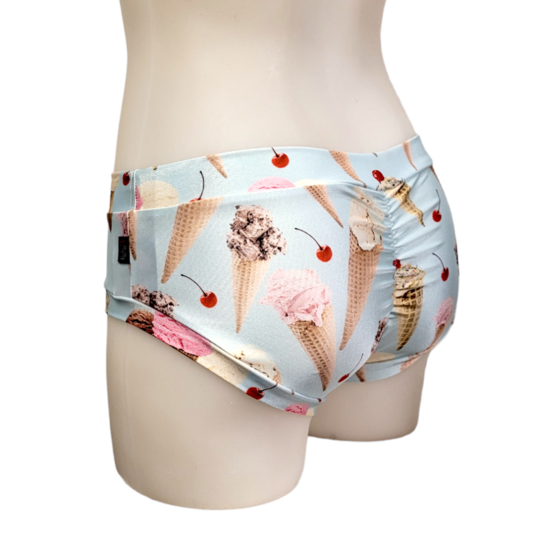 Classic Booty Short in Ice Cream
