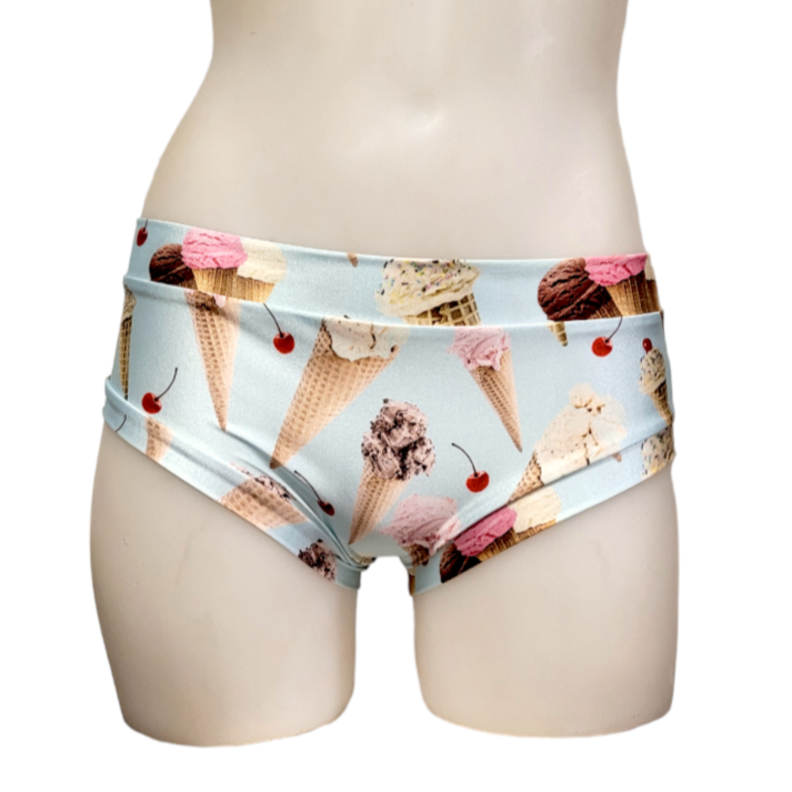 Classic Booty Short in Ice Cream