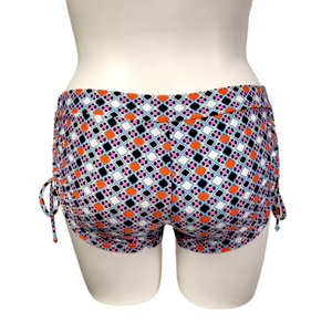 Side Tie/Scrunch Short in Solitaire