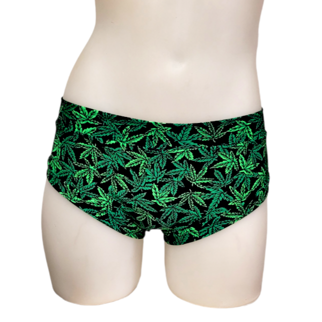 Classic Booty Short in Mary Jane