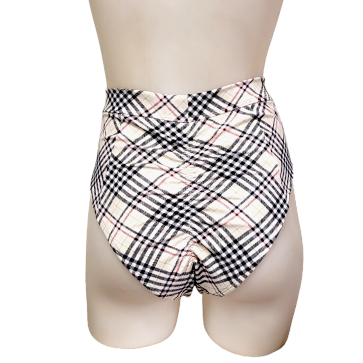 Iris Short in White Plaid