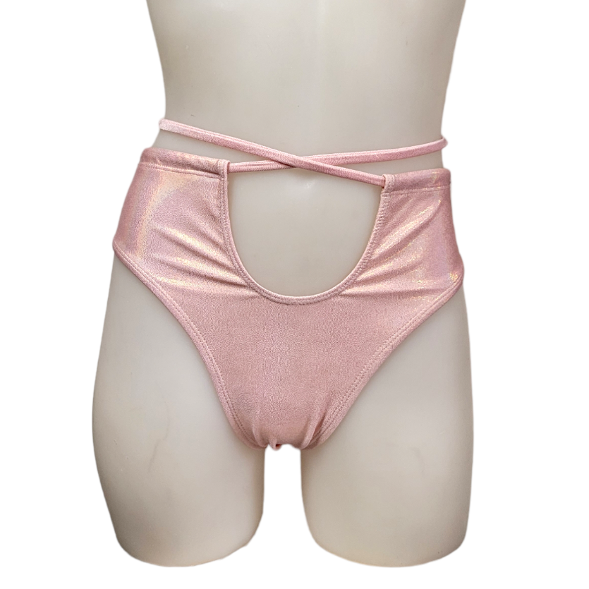 Layla Short in Rose Gold Mystique