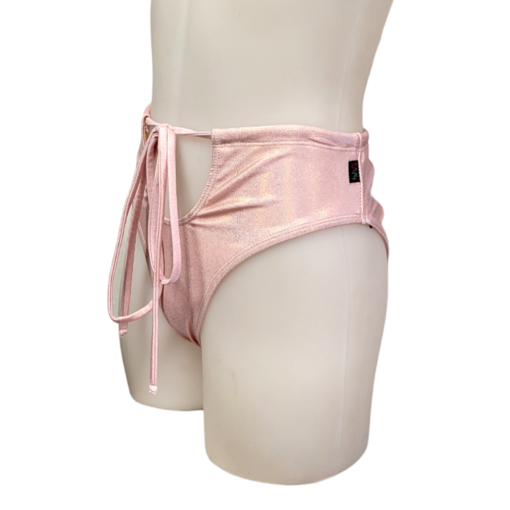 Layla Short in Rose Gold Mystique